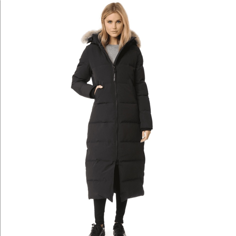 Canada Goose women’s mystique parka, black, small